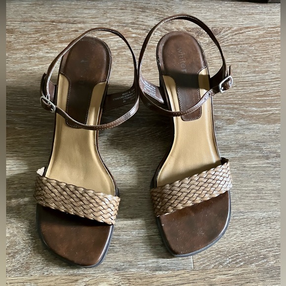White Mountain Sandals Size 9 - Picture 2 of 8